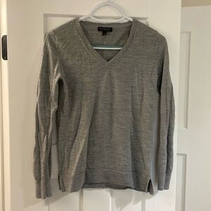 Banana republic gray wool sweater